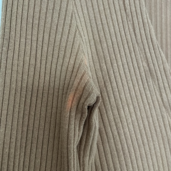 Reformation top - Picture 3 of 4